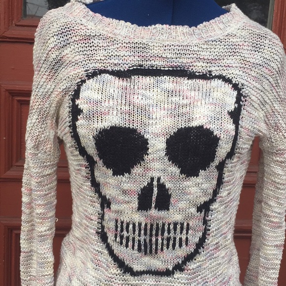 Pastel Knit goth skull sweater size loose Small - Picture 3 of 8